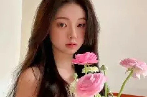 湾湾知名主播爆料小杨阿姨早就想辞职了近期视频情绪颓废低迷